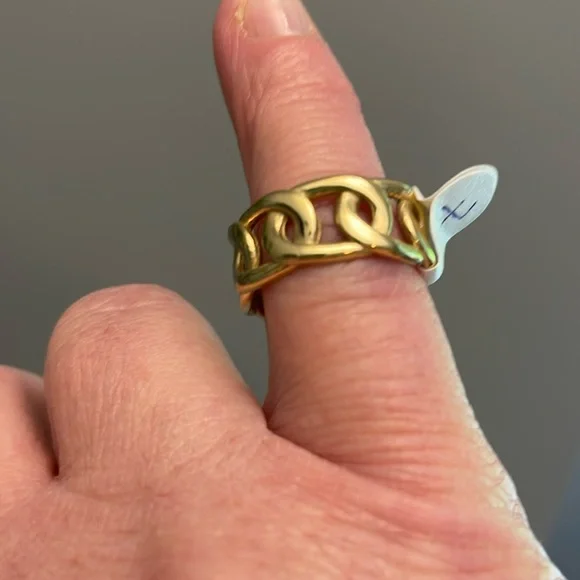 Ring (gold) - Picture 1 of 2